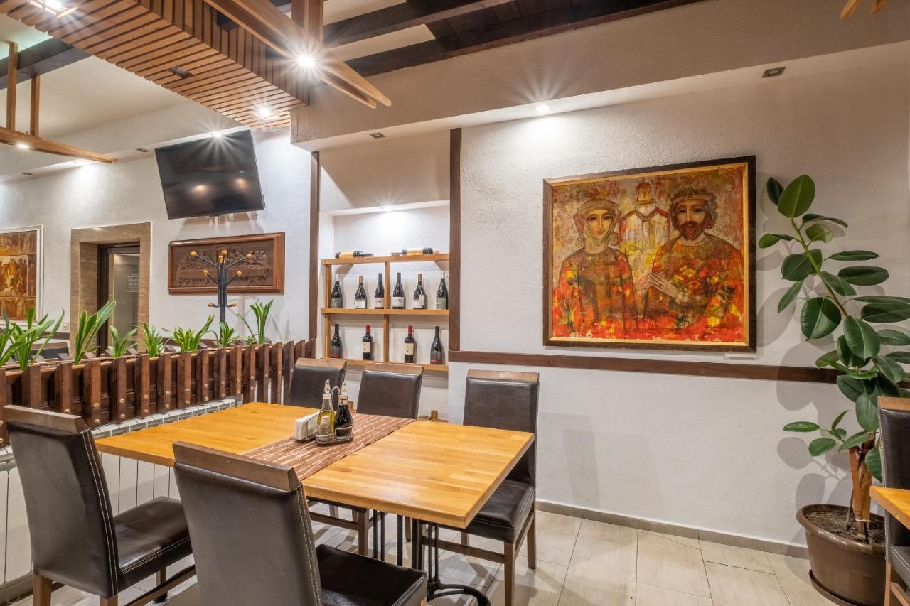 Park Hotel Asenevtsi Veliko Tarnovo Extérieur photo