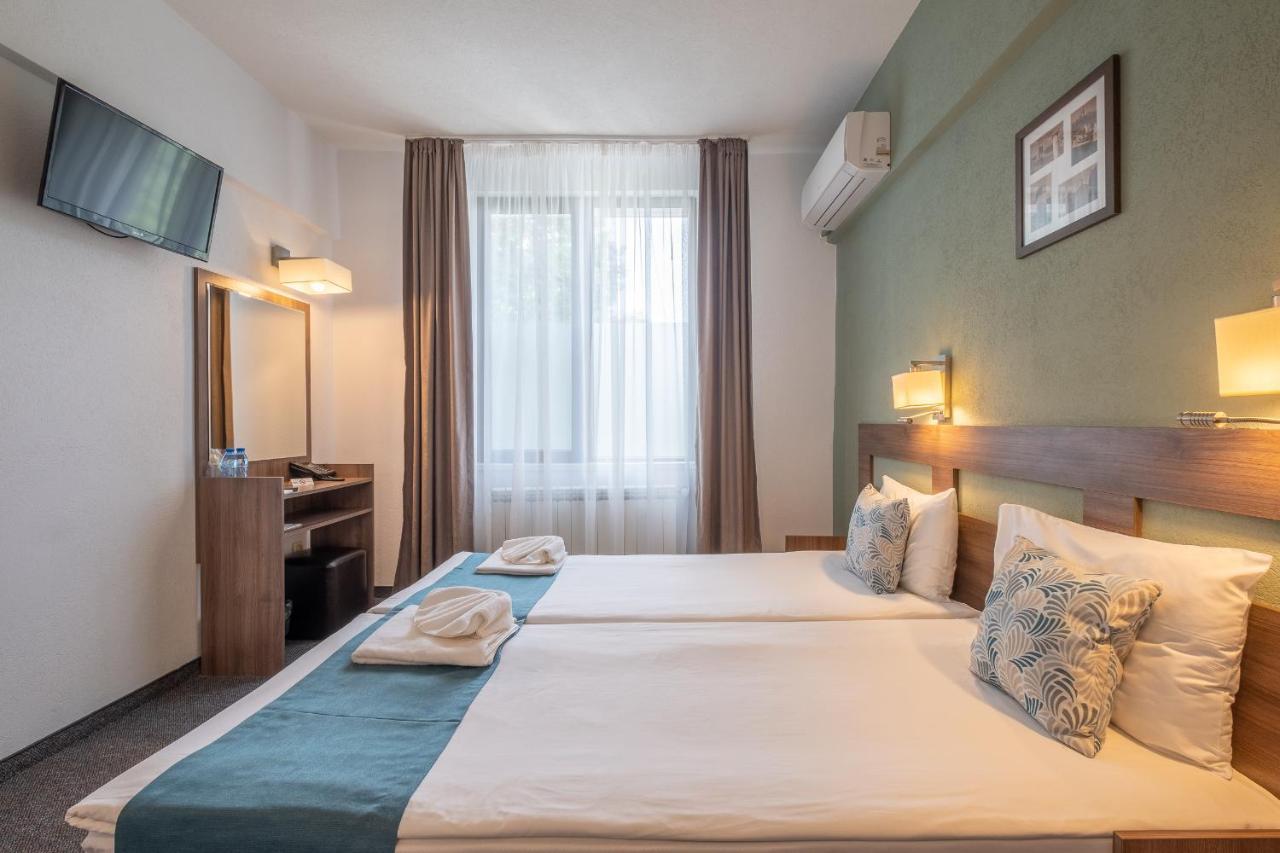 Park Hotel Asenevtsi Veliko Tarnovo Extérieur photo