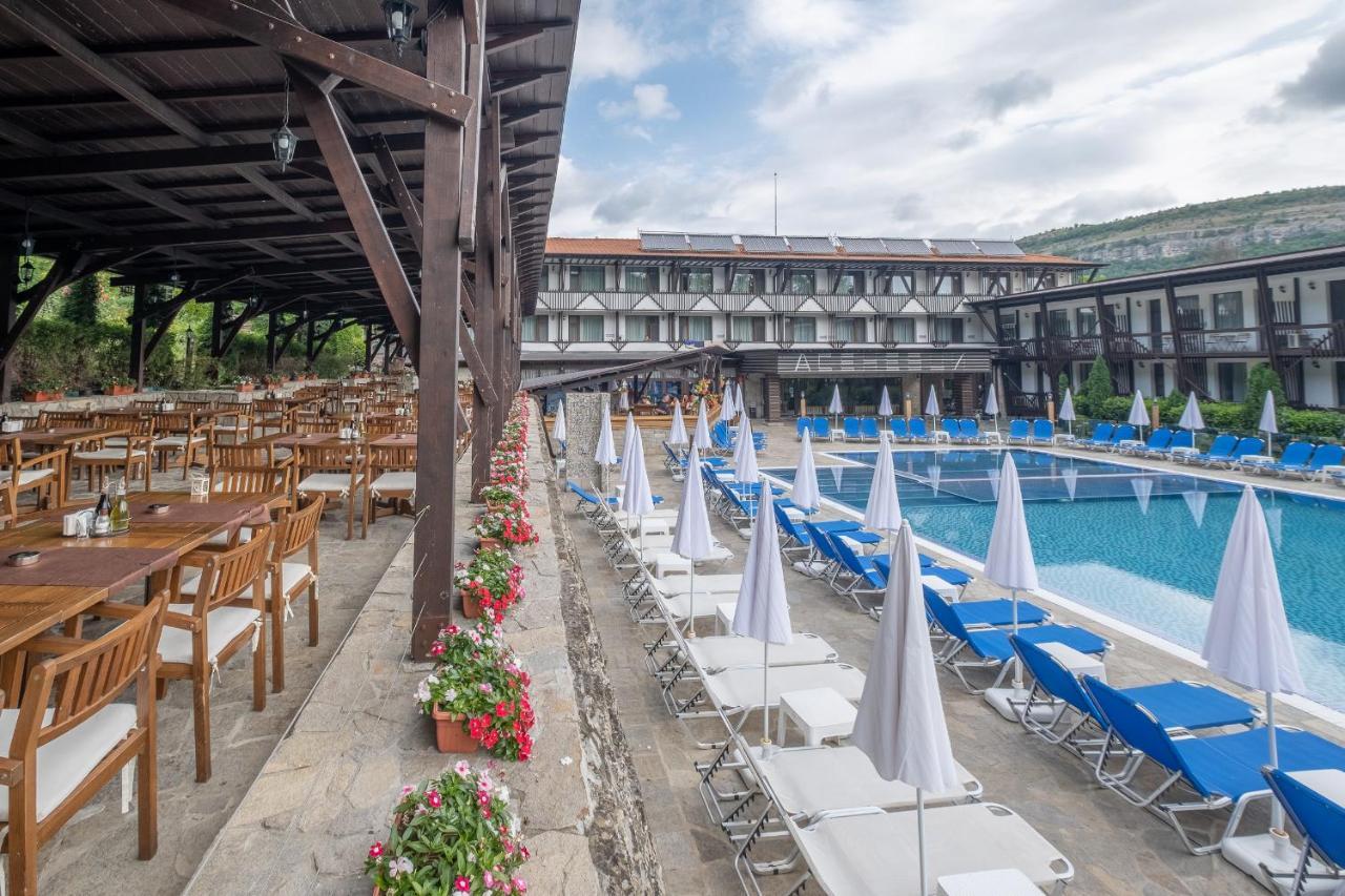 Park Hotel Asenevtsi Veliko Tarnovo Extérieur photo