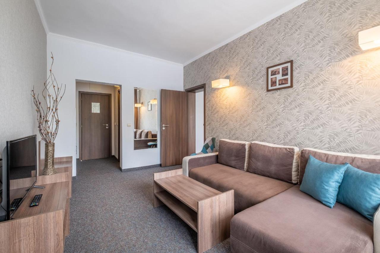Park Hotel Asenevtsi Veliko Tarnovo Extérieur photo