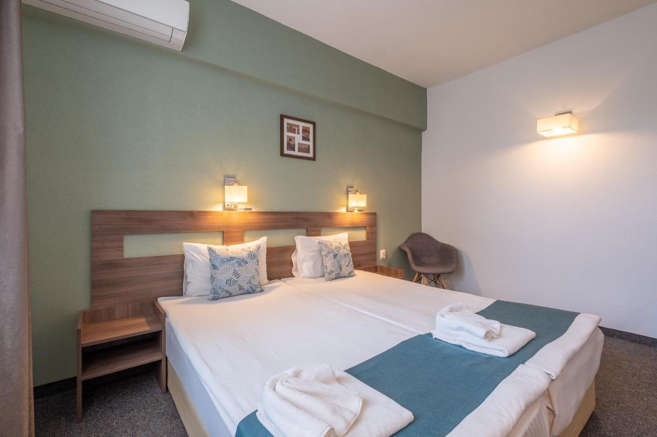 Park Hotel Asenevtsi Veliko Tarnovo Extérieur photo