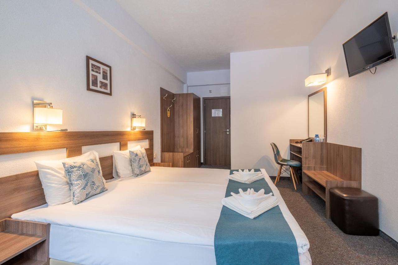 Park Hotel Asenevtsi Veliko Tarnovo Extérieur photo