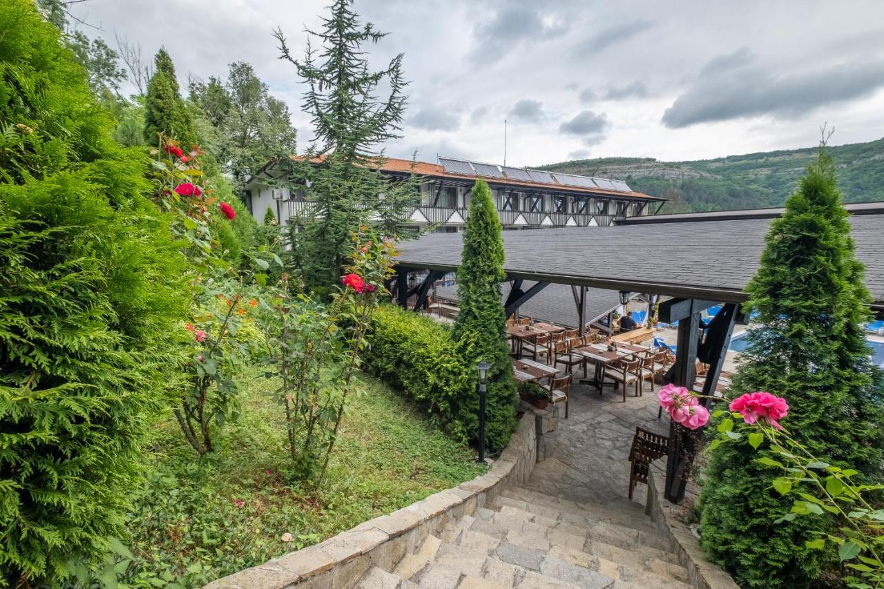 Park Hotel Asenevtsi Veliko Tarnovo Extérieur photo