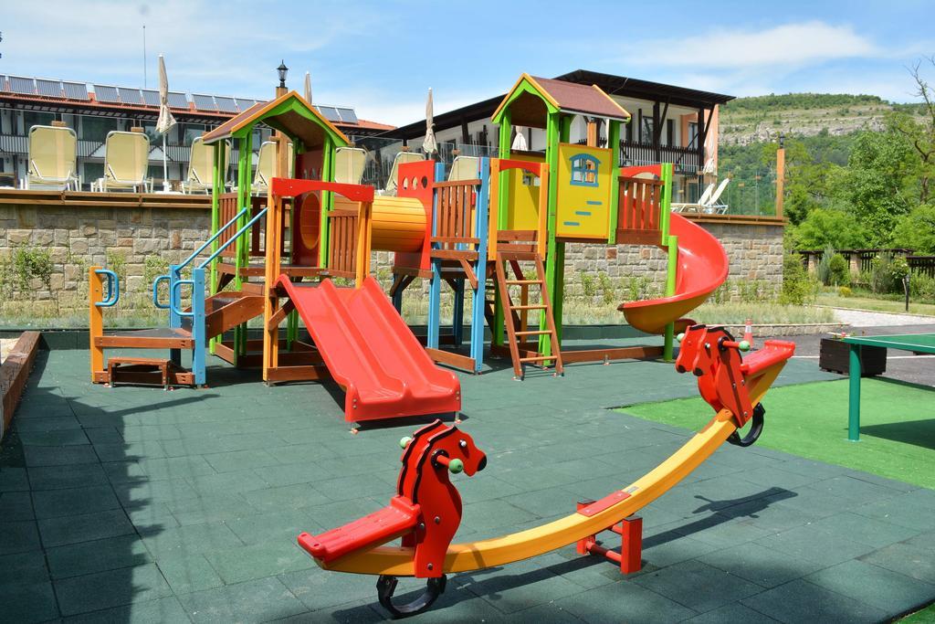 Park Hotel Asenevtsi Veliko Tarnovo Extérieur photo